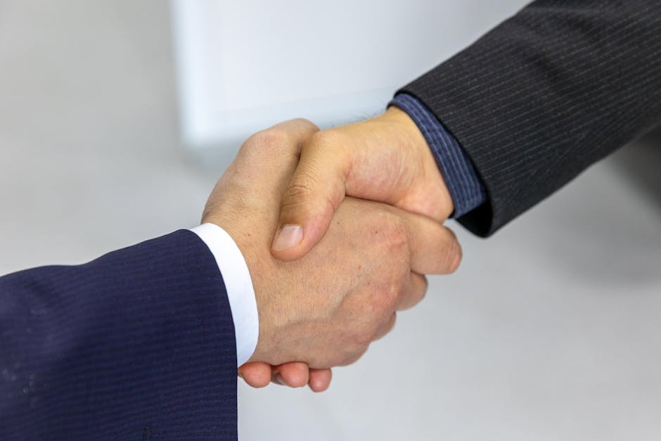 How to Approve HOA Meeting Minutes (the Right Process)